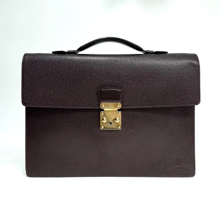 Louis Vuitton Taiga Briefcase-Hover-Image