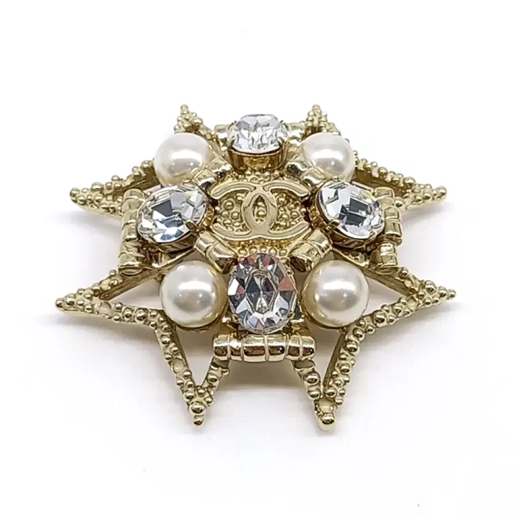 Chanel Pearl Brooch-Hover-Image