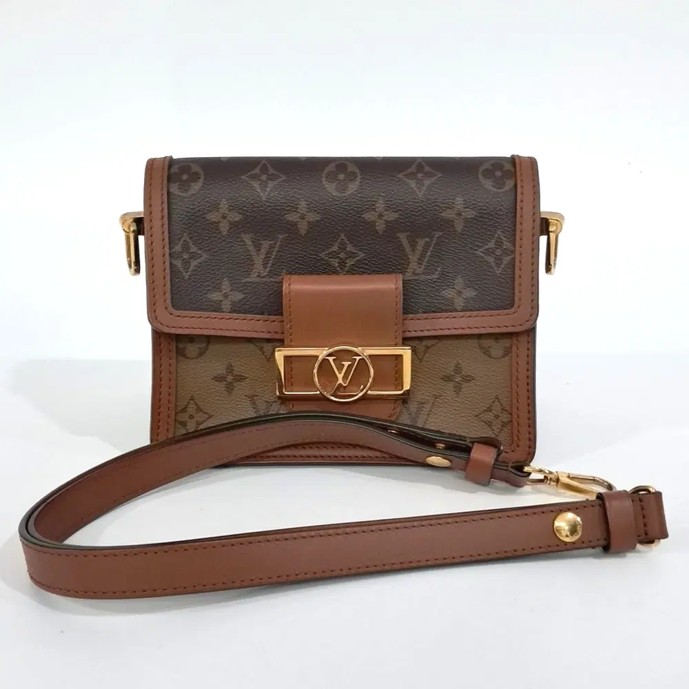 Louis Vuitton Mini Dauphine M44580