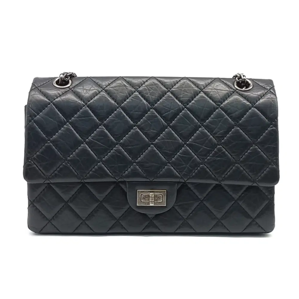Chanel Vintage 2.55 Bag 28