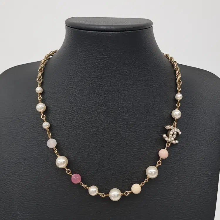 Chanel Necklace-Hover-Image