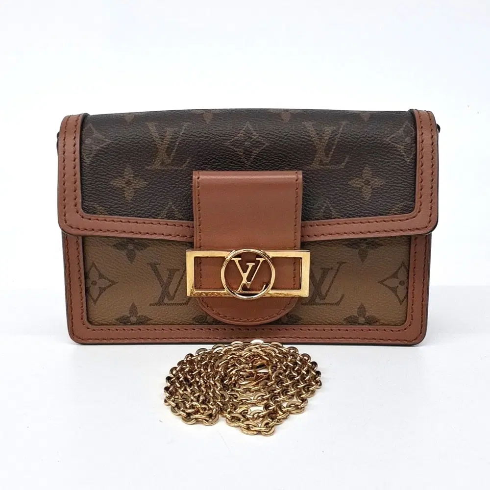 Louis Vuitton Dauphine Chain Wallet