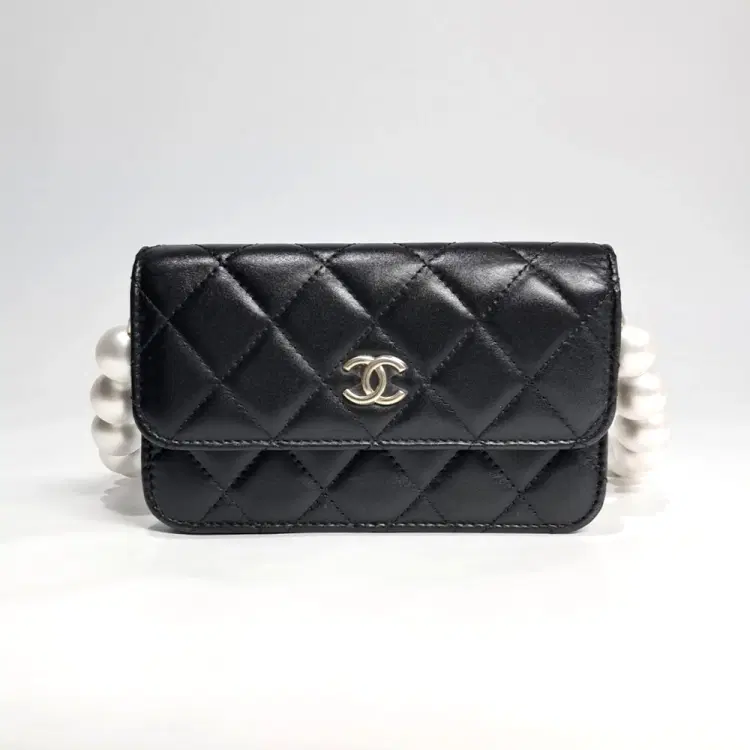 Chanel Pearl Chain Mini Bag-Hover-Image