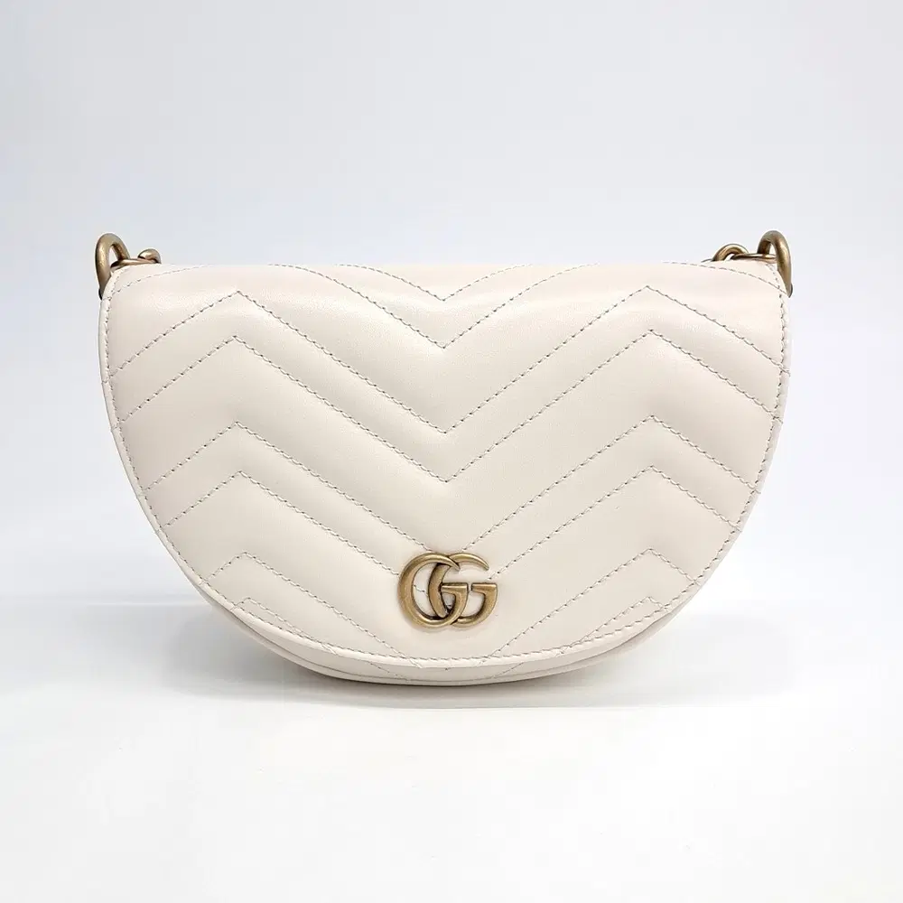 Gucci Marmont Matelasse Chain Crossbody Bag (746431)