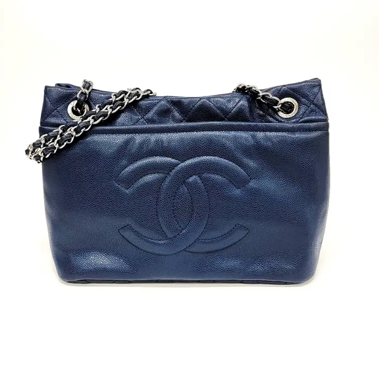 Chanel Caviar Timeless Cc Shoulder Bag-Hover-Image