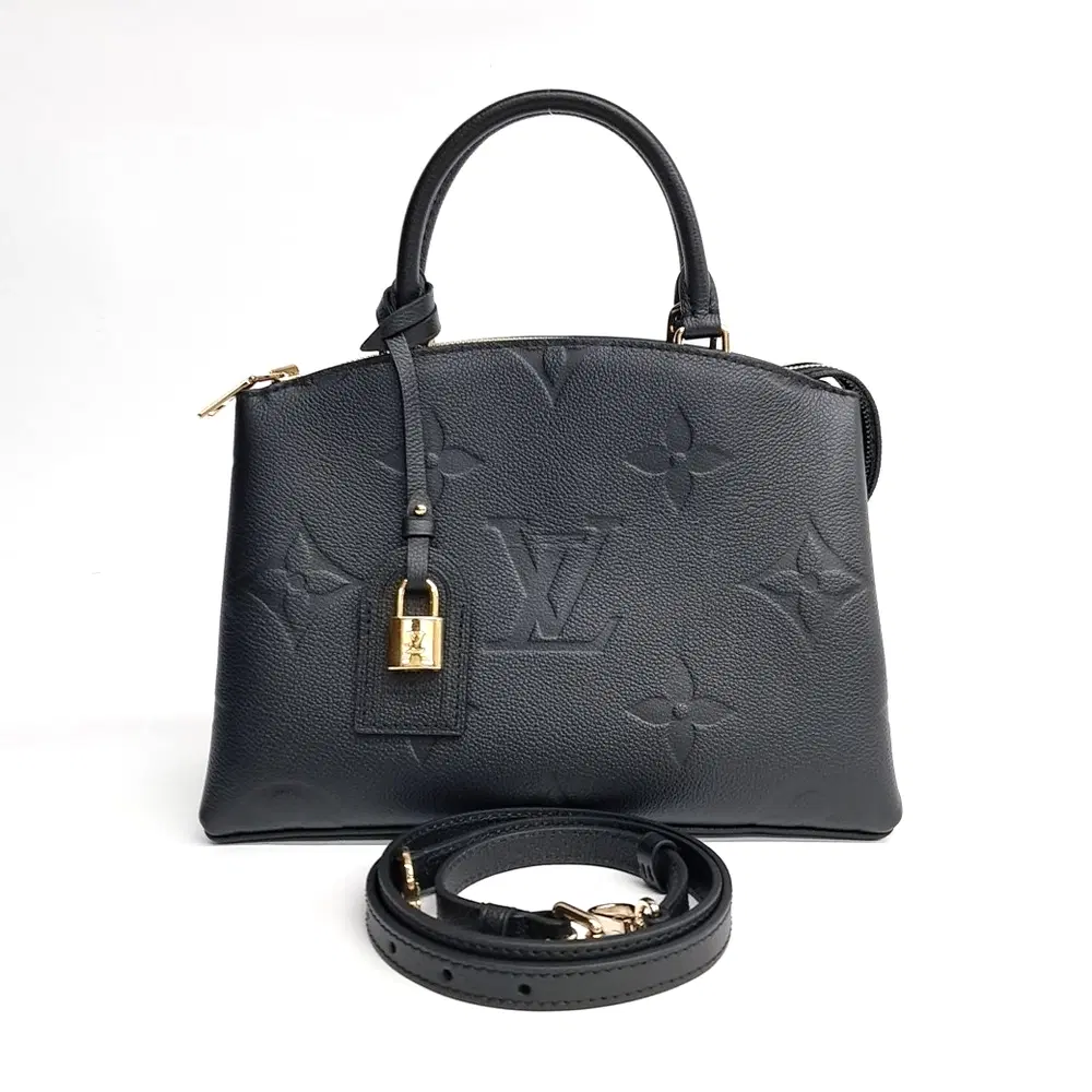 Louis Vuitton Empreinte Petite Palais