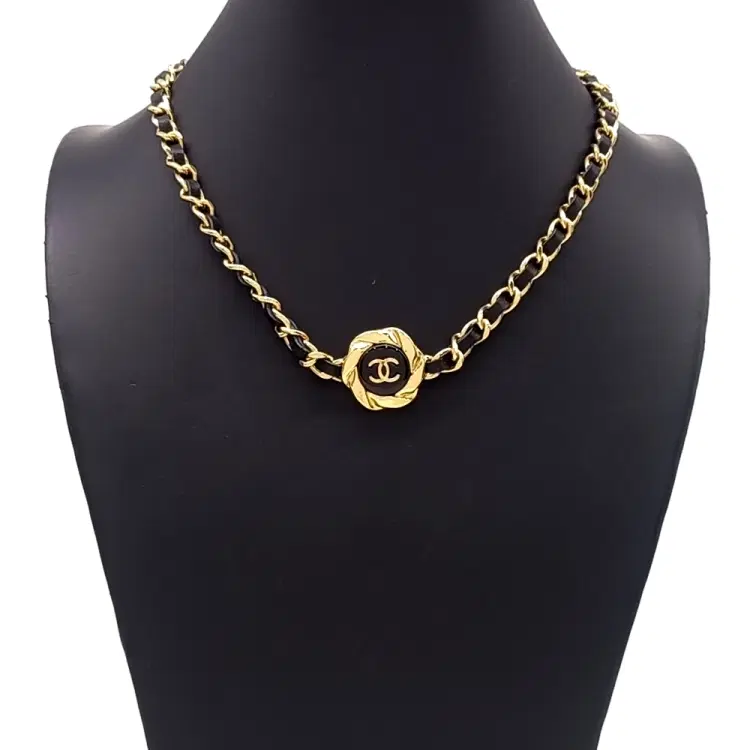 Chanel Camellia Choker Necklace-Hover-Image