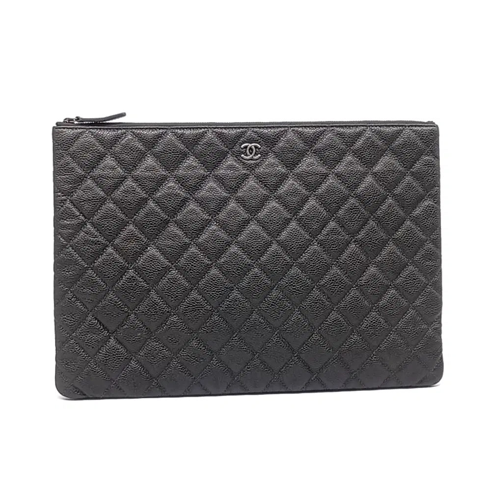 Chanel Caviar Clutch Large