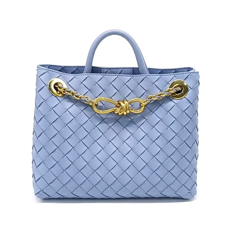 Bottega Veneta Andiamo Small-Hover-Image