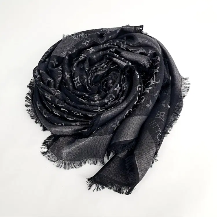 Louis Vuitton Monogram Shine Shawl-Hover-Image
