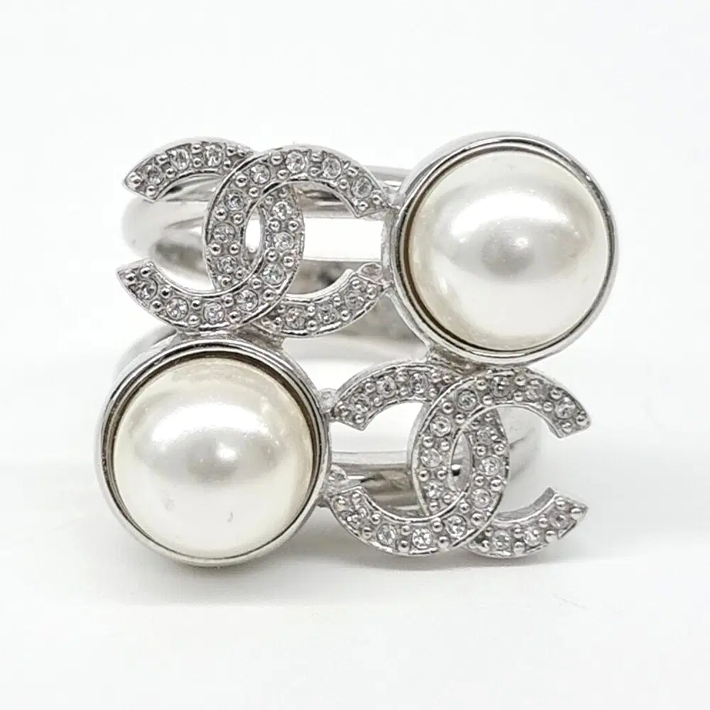 Chanel Ring
