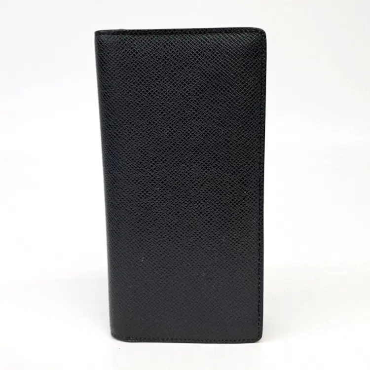 Louis Vuitton Taiga Brazza Wallet M32572-Hover-Image