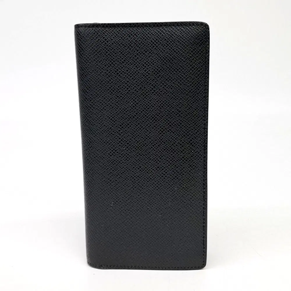 Louis Vuitton Taiga Brazza Wallet M32572