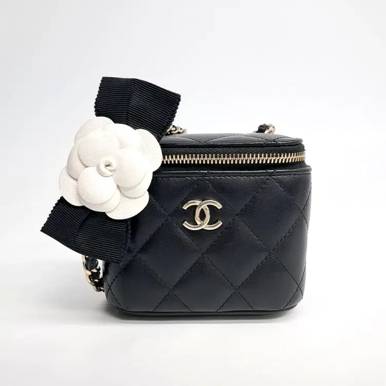 Chanel Camellia Vanity Small Crossbody Bag-Hover-Image