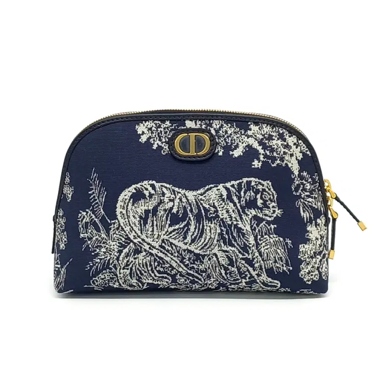 Christian Dior 30 Montaigne Beauty Pouch-Hover-Image