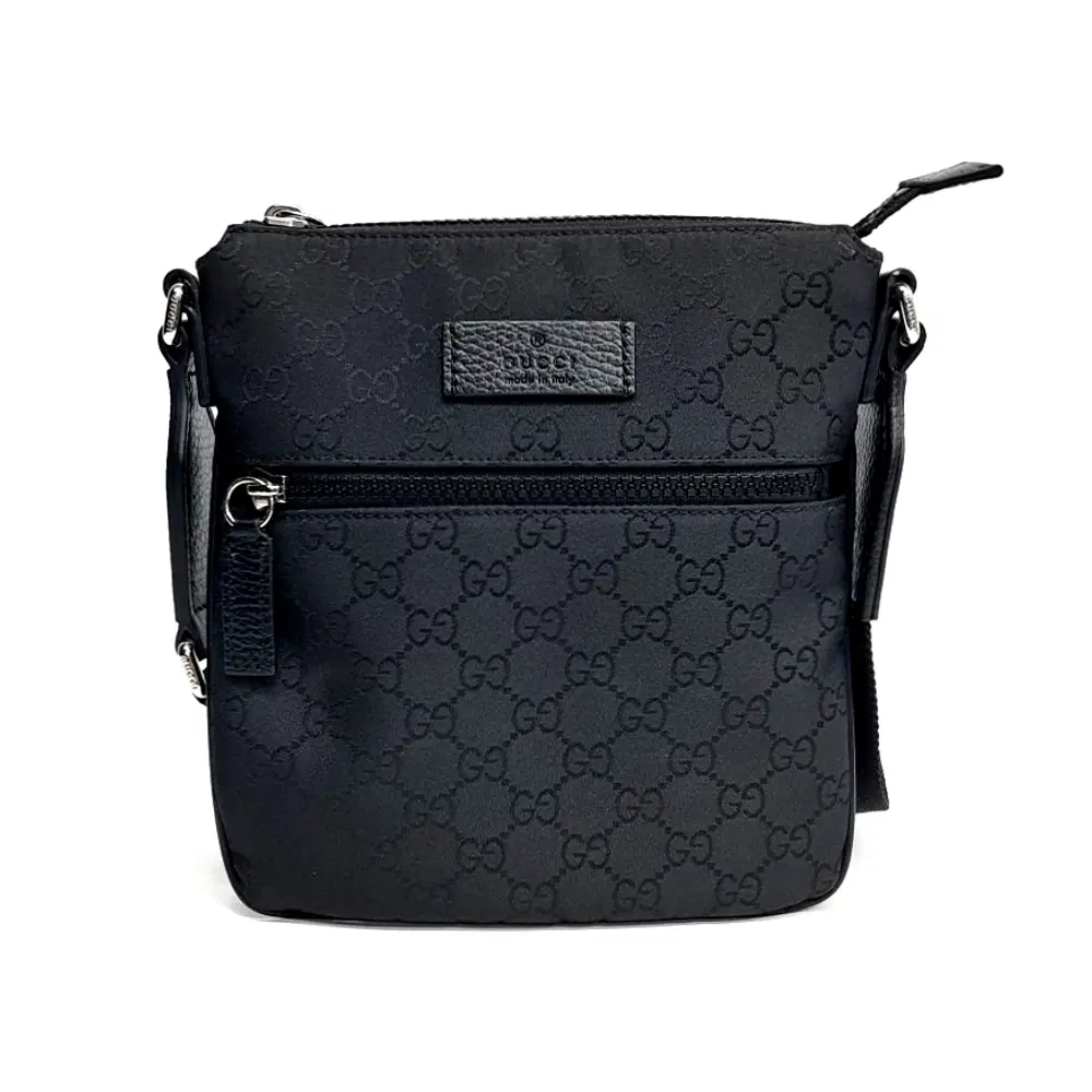 Gucci Gg Canvas Messenger Bag (449183)