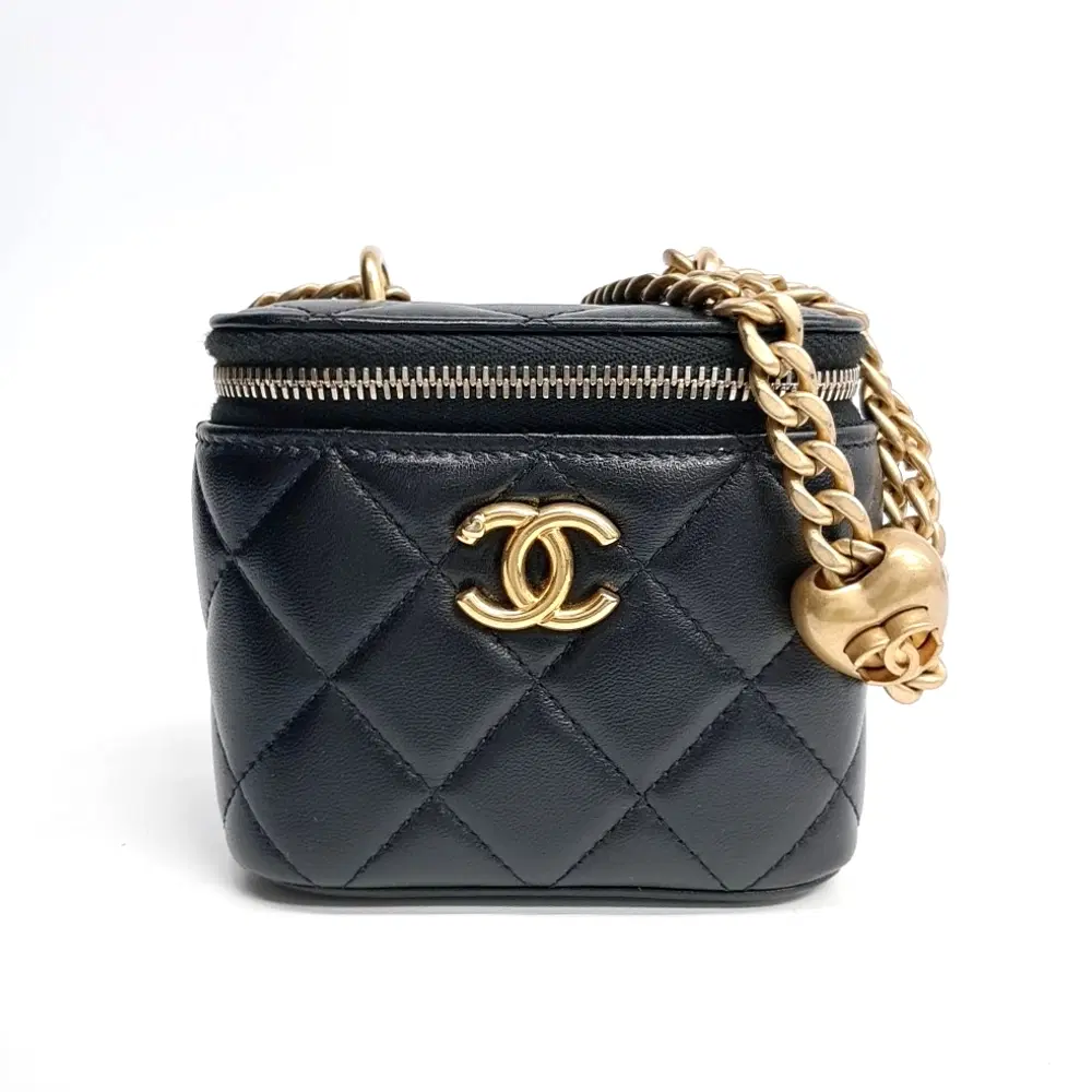 Chanel Heartball Vanity Mini Crossbody Bag Ap3203