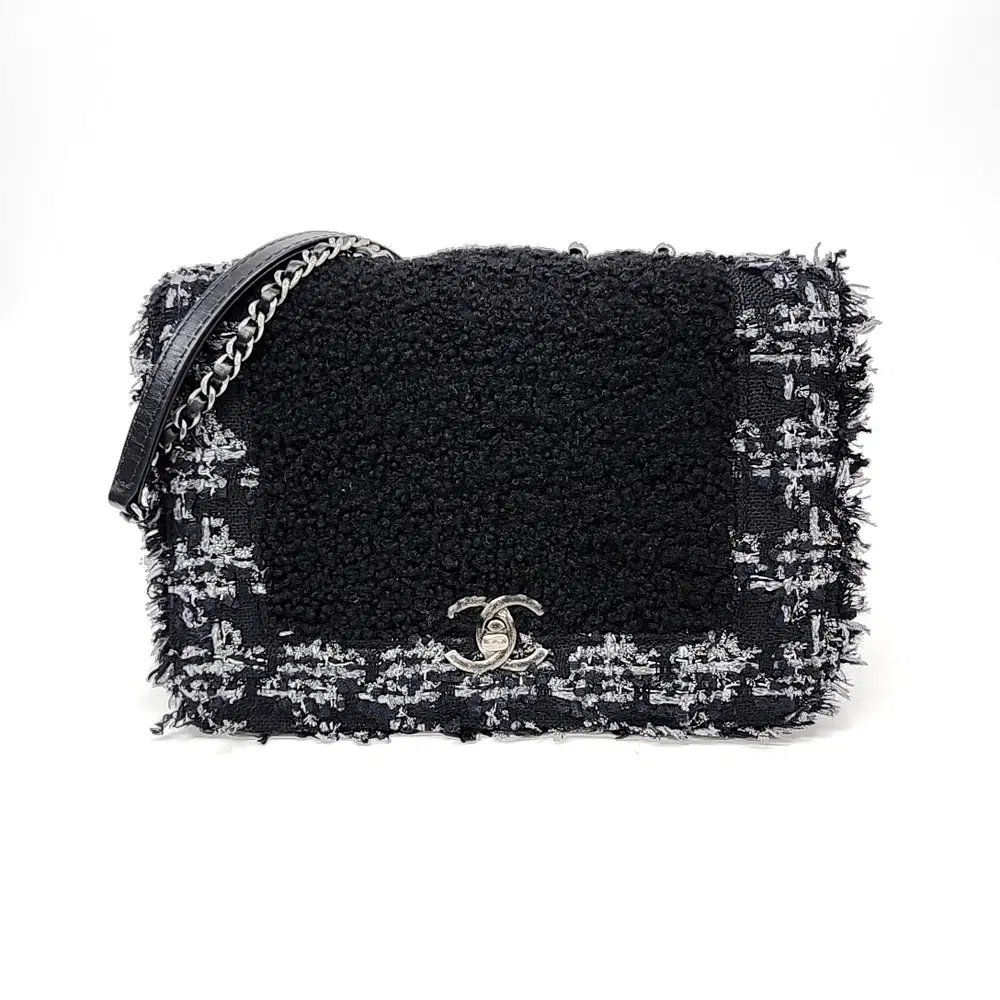 Chanel Tweed Shoulder Bag A57211