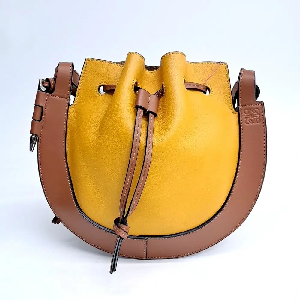 Loewe Horseshoe Small