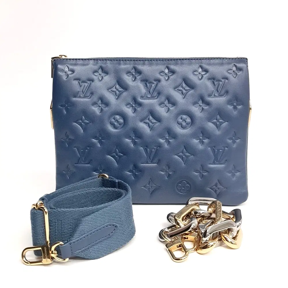 Louis Vuitton Cousin Pm M22856