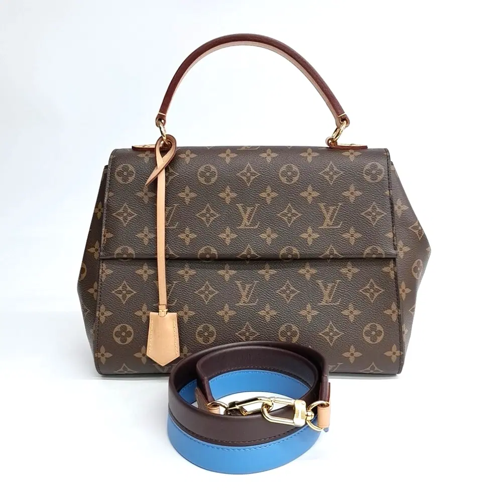 Louis Vuitton Monogram Cluny Mm M42735