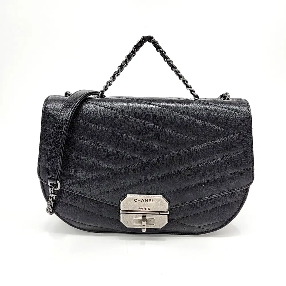 Chanel Chain Shoulder Bag