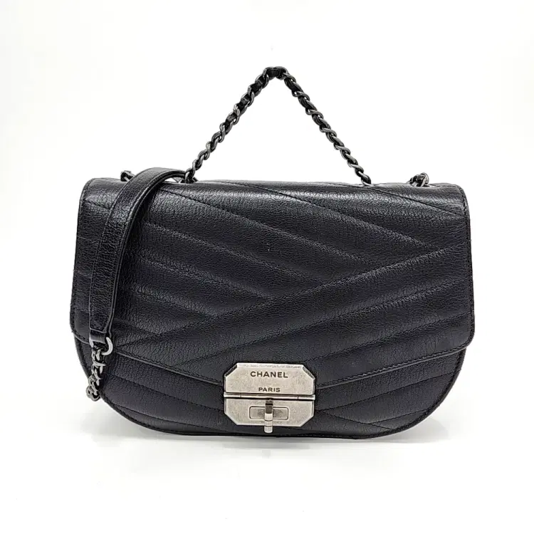 Chanel Chain Shoulder Bag-Hover-Image