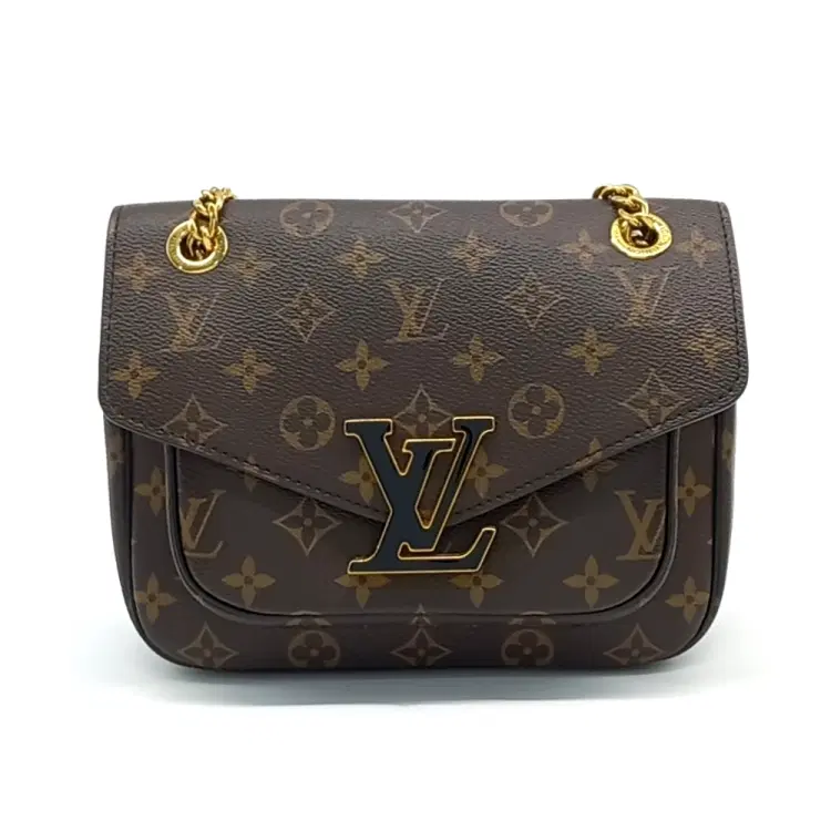 Louis Vuitton Monogram Passi-Hover-Image