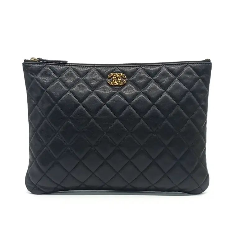 Chanel 19 Clutch New Medium-Hover-Image