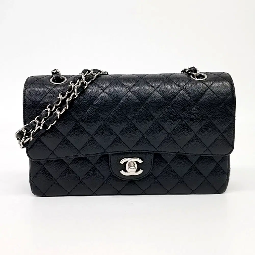 Chanel Caviar Classic Medium