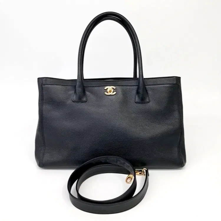 Chanel Surfgrand-Hover-Image