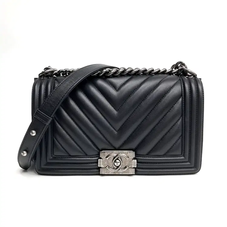 Chanel Chevron Boy Bag Medium-Hover-Image