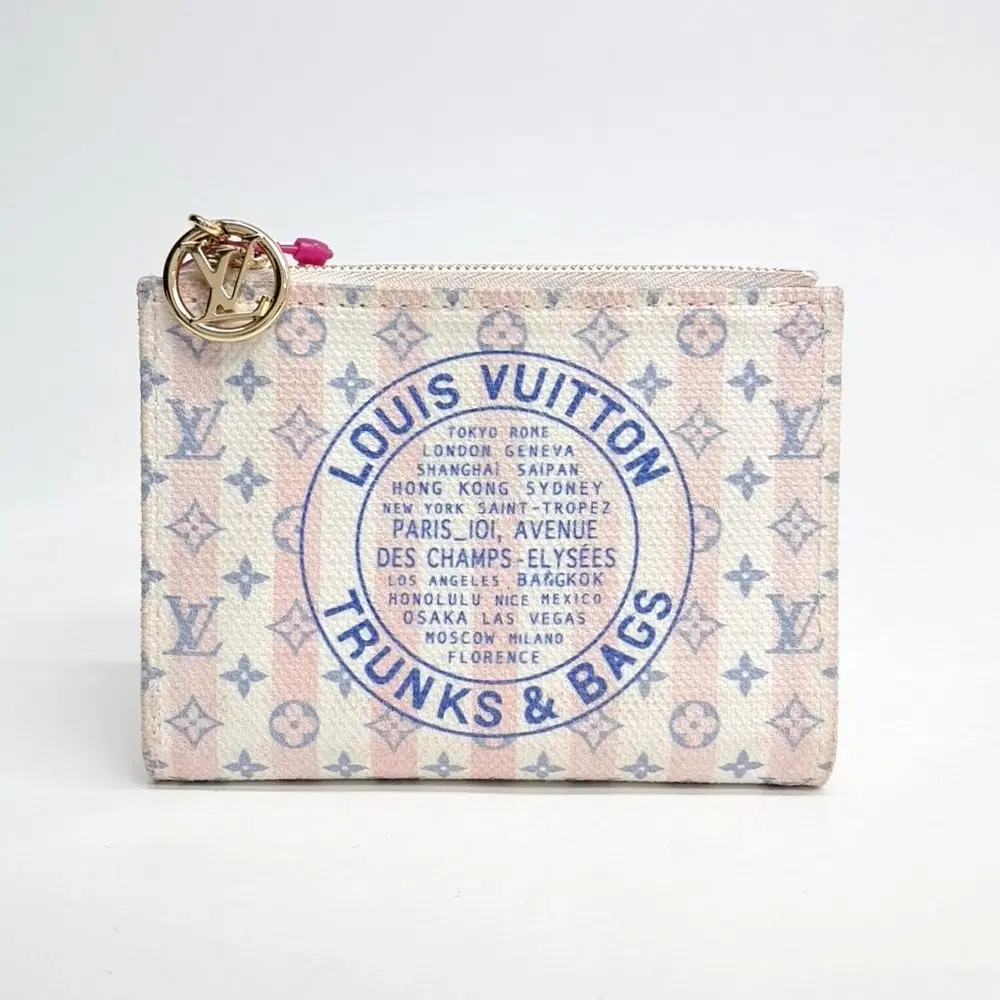 Louis Vuitton Lisa Wallet