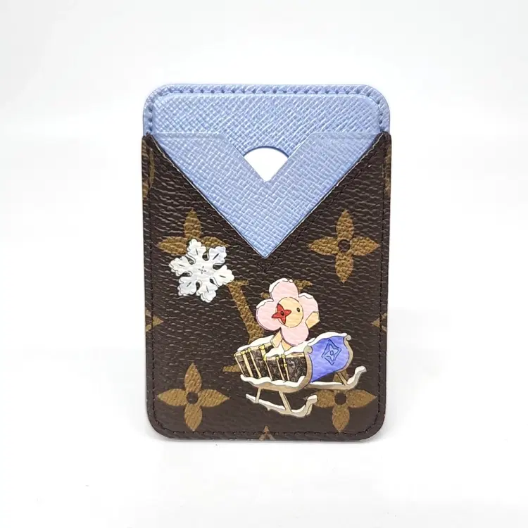 Louis Vuitton Magnetic Card Holder-Hover-Image