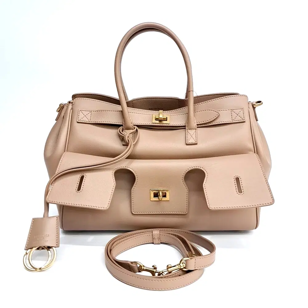 Balenciaga Bel Air Carry All Tote And Shoulder Bag (812545)