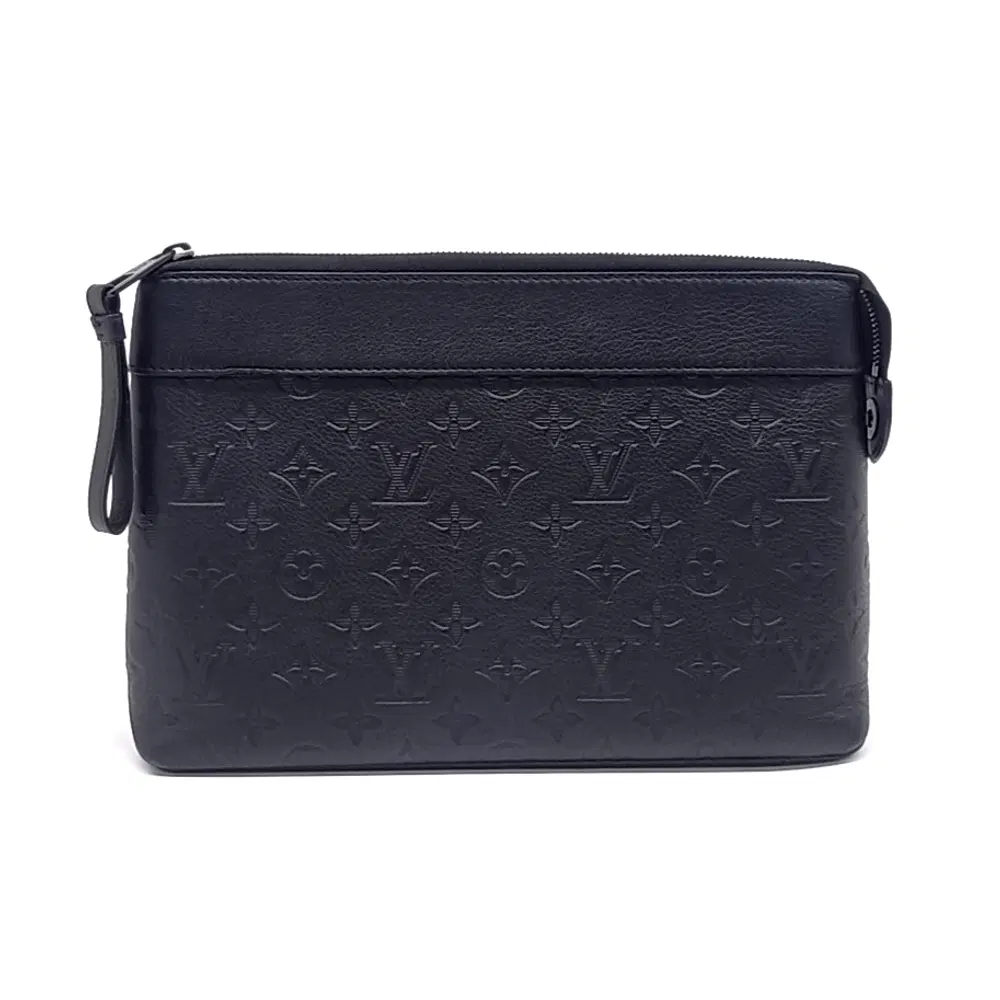 Louis Vuitton Shadow Pochette Voyage Souple