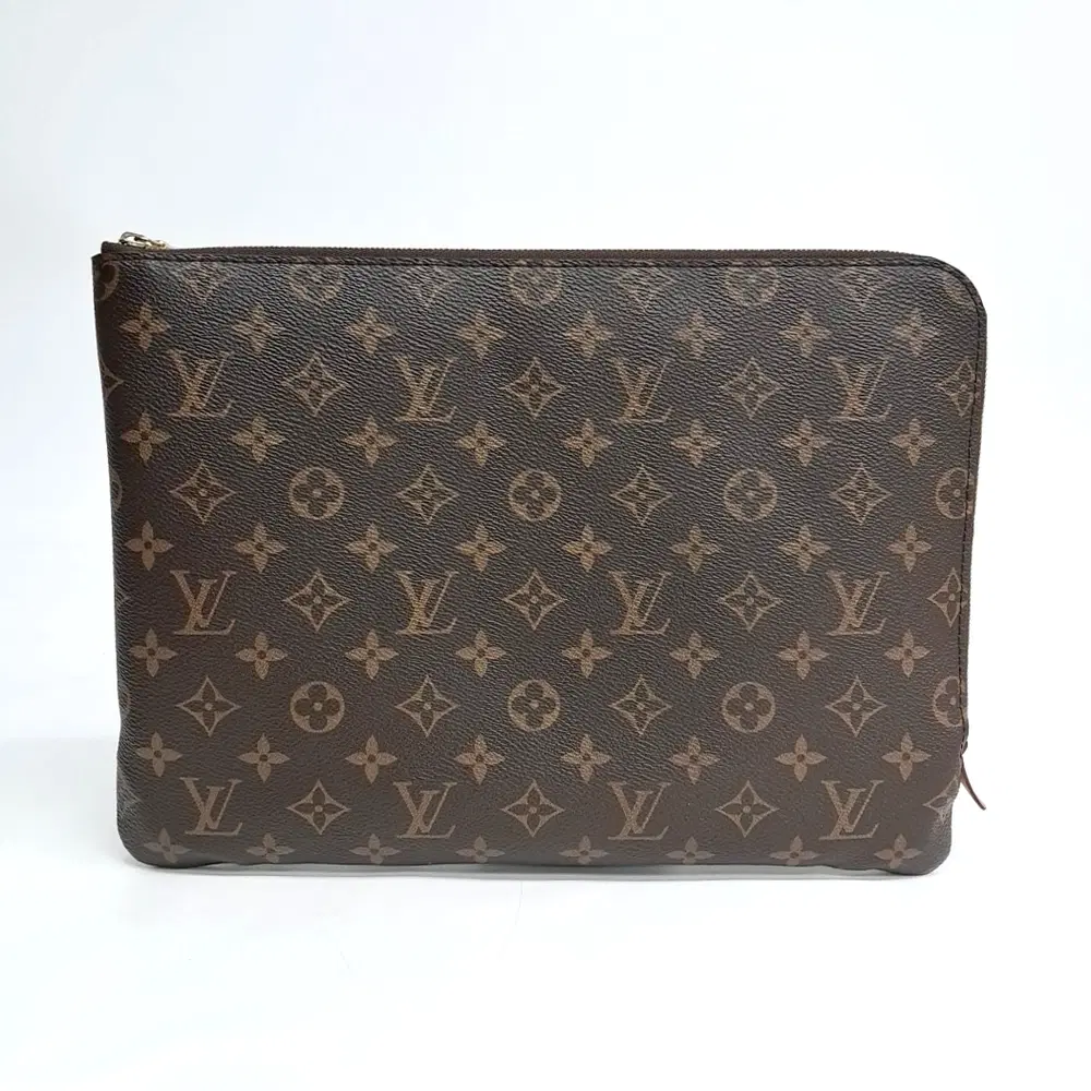 Louis Vuitton Monogram Etui Voyage Mm