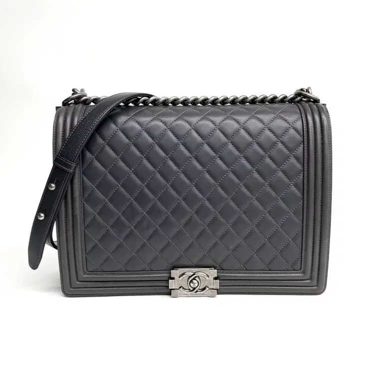 Chanel Boy Bag Large-Hover-Image