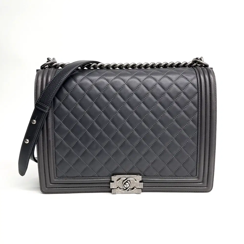 Chanel Boy Bag Large