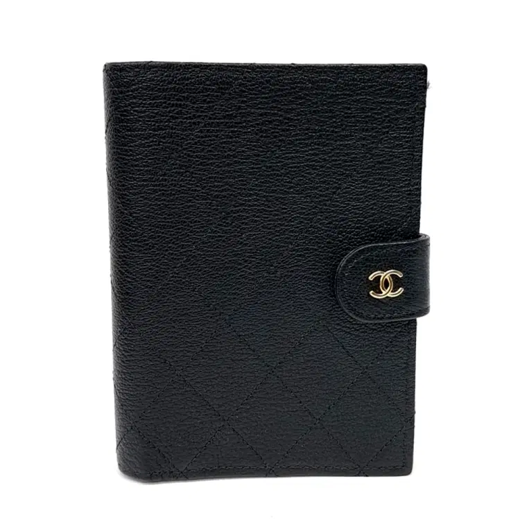 Chanel Caviar Classic Passport Wallet-Hover-Image
