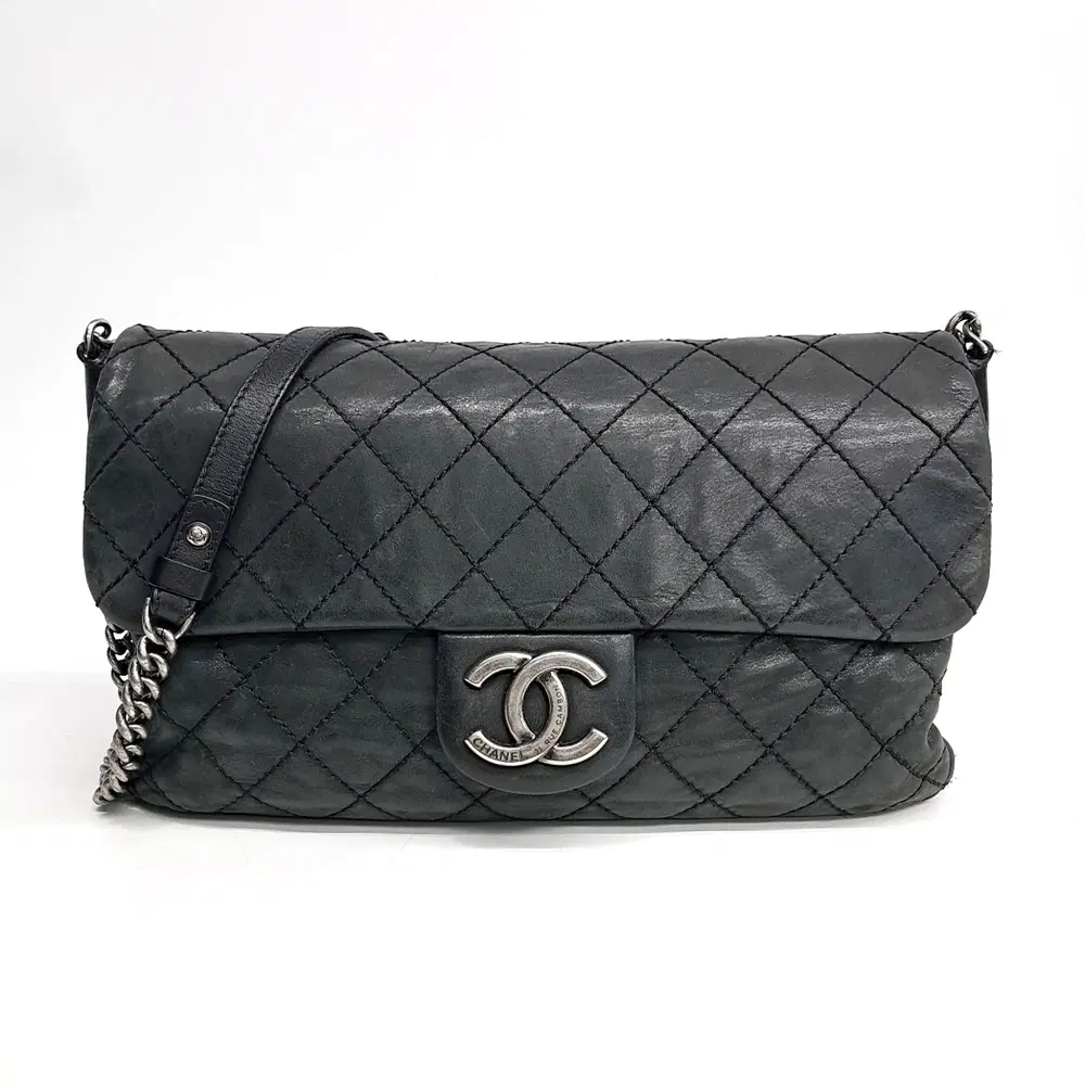 Chanel Vintage Chain Shoulder Bag
