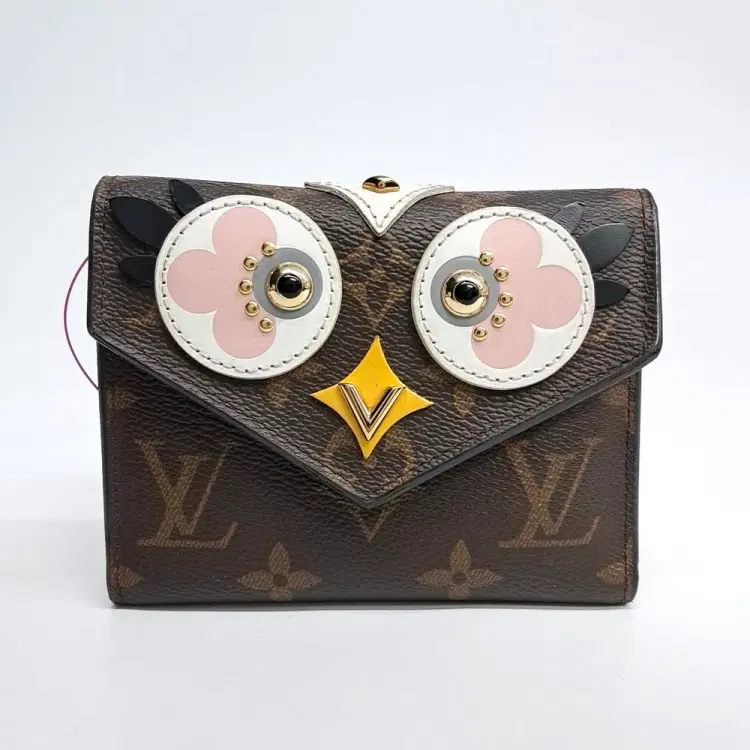 Louis Vuitton Victorine Wallet-Hover-Image