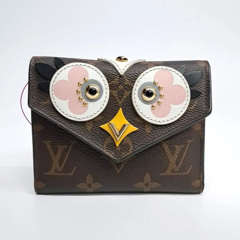 Louis Vuitton Victorine Wallet