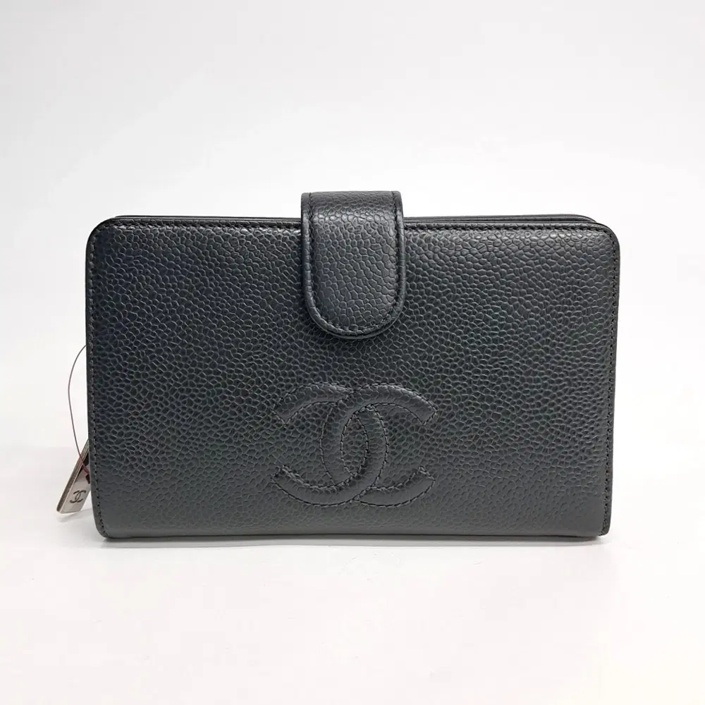 Chanel Caviar Medium Wallet