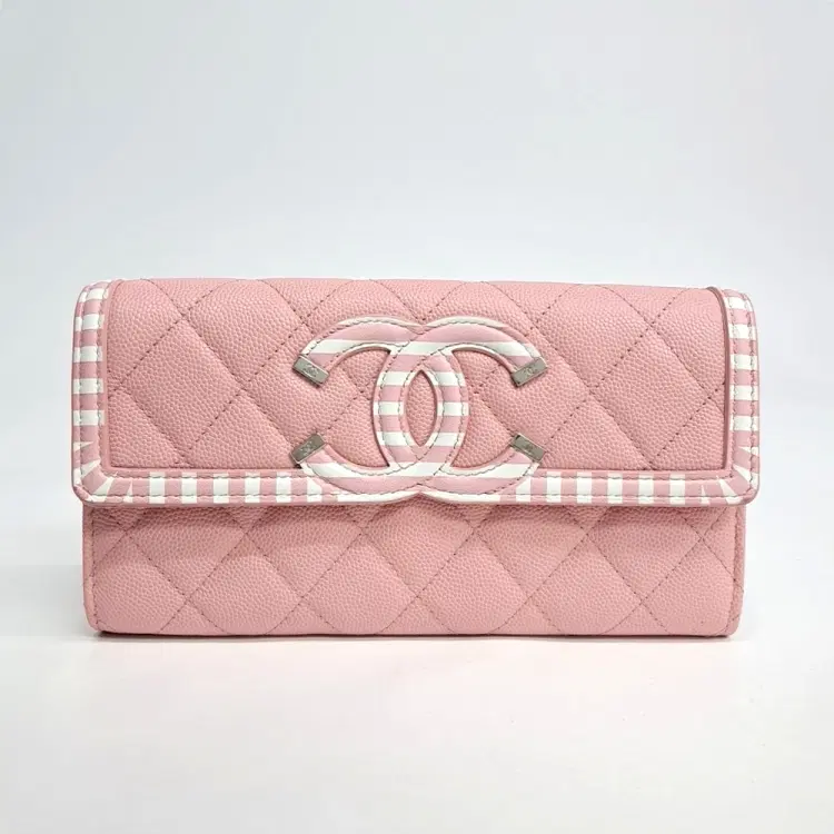 Chanel Caviar Cosmetic Long Wallet-Hover-Image