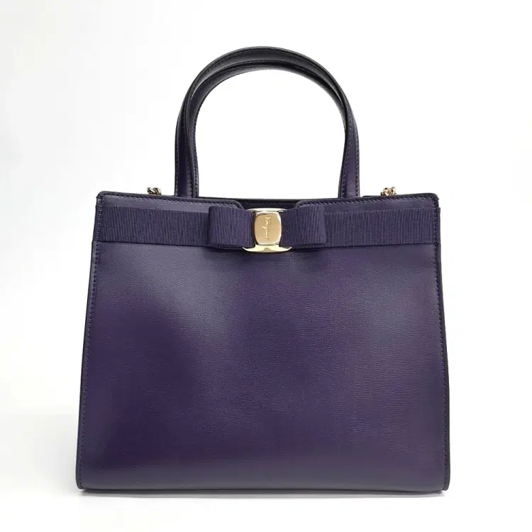 Ferragamo Vara Tote/Shoulder Bag-Hover-Image