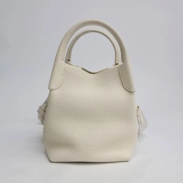 Loro Piana Bale Bag Micro-Hover-Image