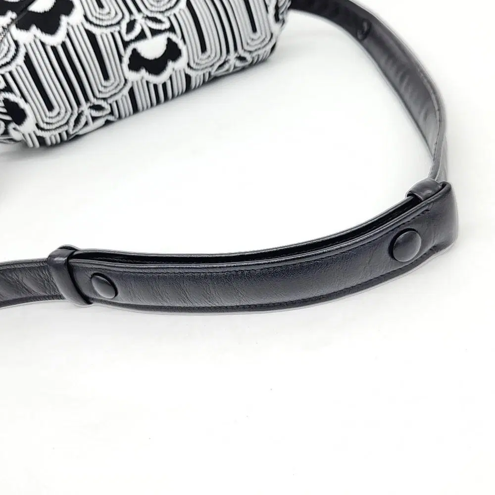 main-slider-image-1