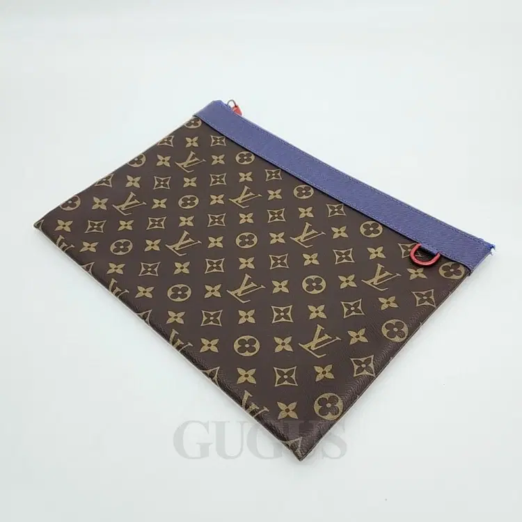 Louis Vuitton Monogram Pochette Apollo Clutch-Hover-Image