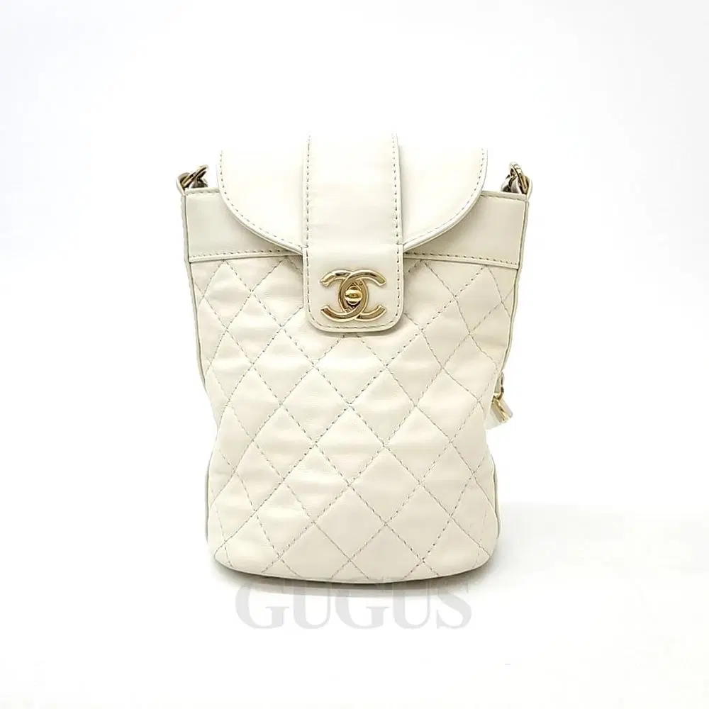 Chanel Chain Shoulder Bag